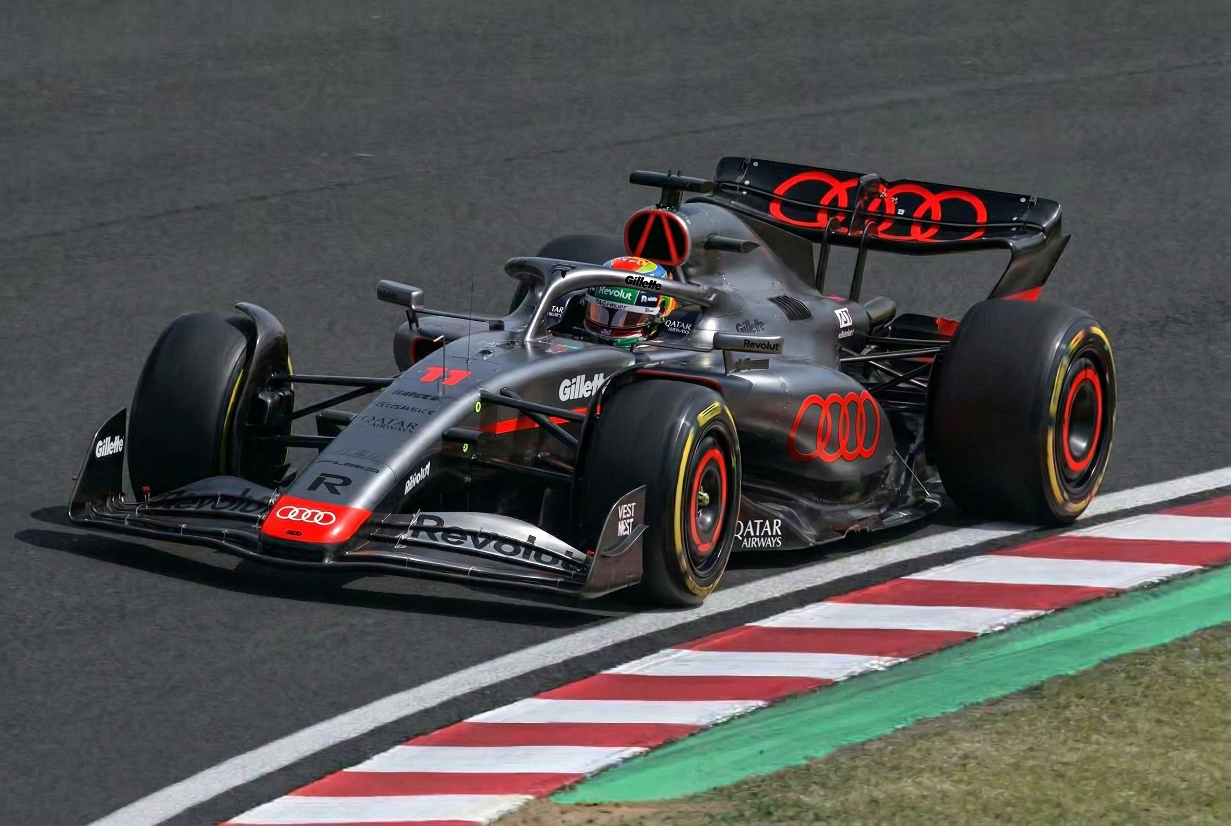 Mercedes domina treino livre no Japão; Bortoleto fecha em 9º em
